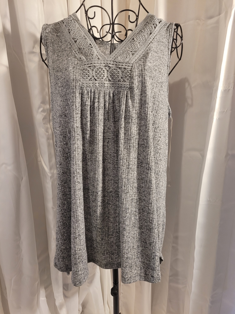 Como Vintage Gray Crochet Yoke Tank Top